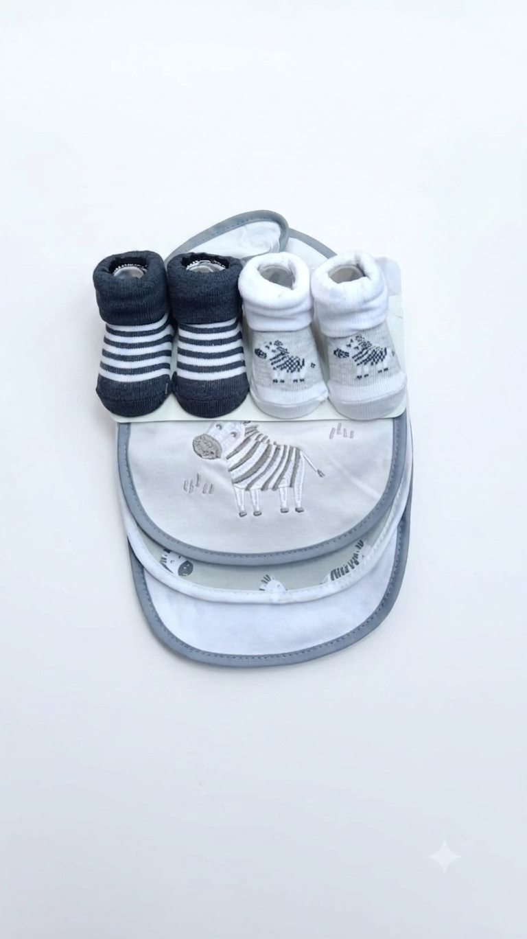 SET BABERO Y MEDIAS PARA BEBE